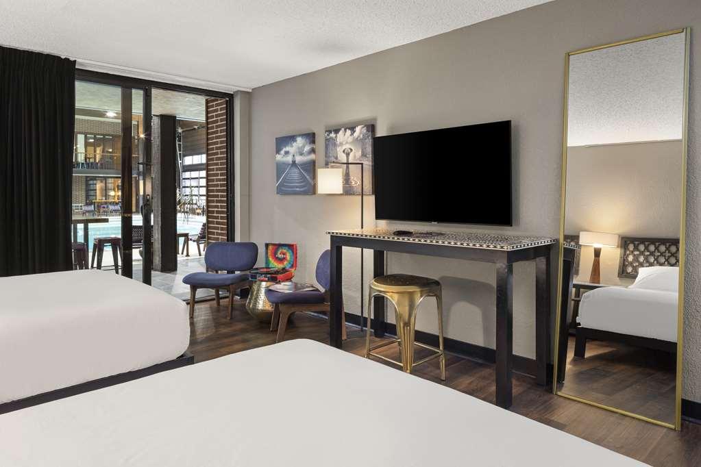 The Highlander Hotel, Ascend Hotel Collection Iowa City Pokój zdjęcie